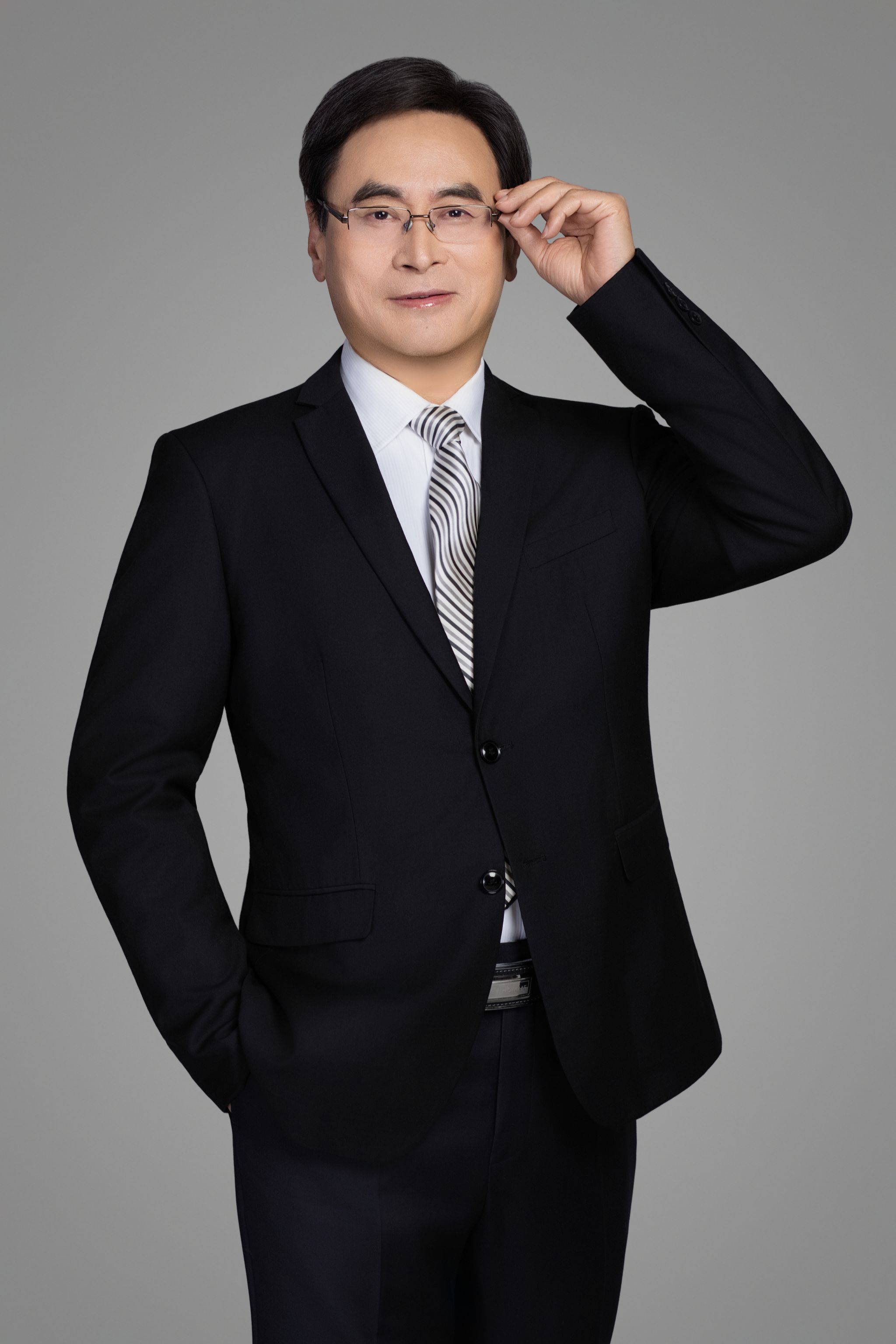 谢家智