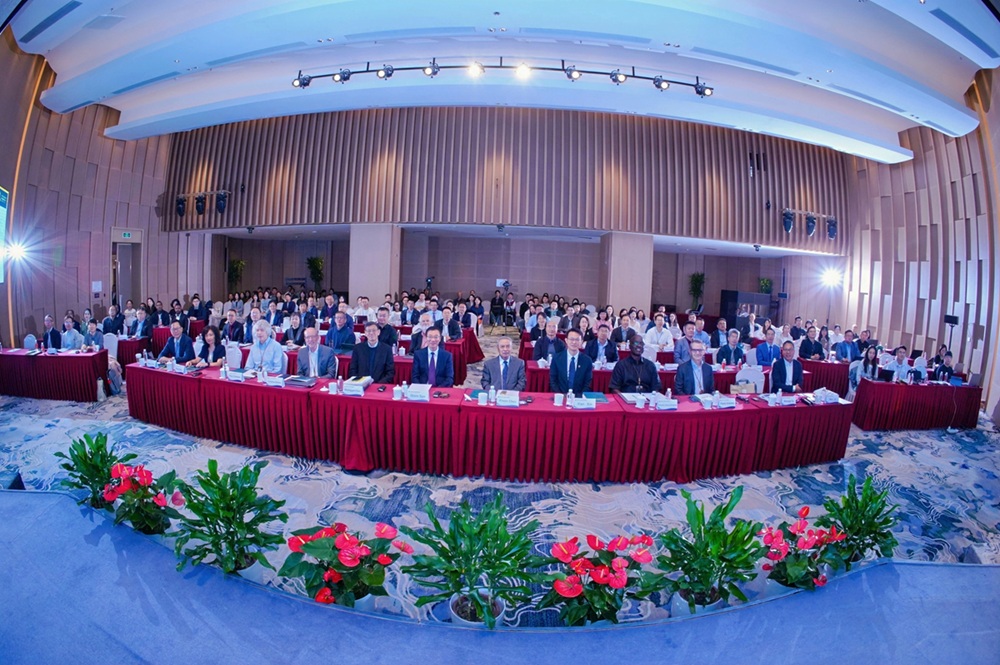 文件名称:大会合影.jpg原图大小:0.27MB